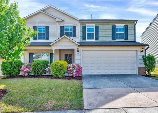 Property at 2540 Averon Dr, Fuquay Varina, NC 27526, 4 beds, 2.5 baths