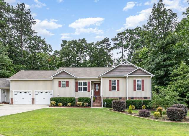 Property at 281 Kinsman Ct, Fuquay Varina, NC 27526, 3 beds, 2 baths