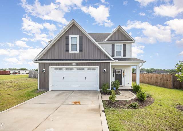 Property at 152 Briar Den Ct, Benson, NC 27504, 4 beds, 2.5 baths