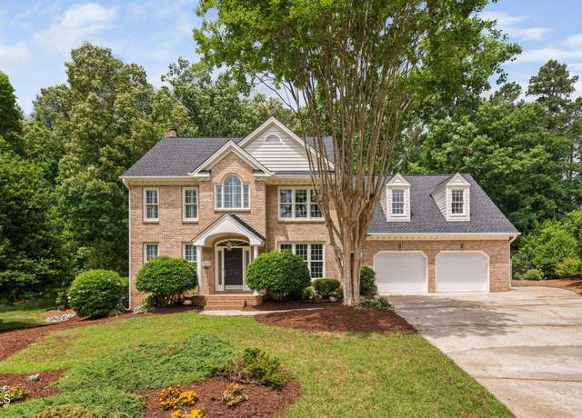 Property at 108 Nimbus Ct, Cary, NC 27513, 4 beds, 2.5 baths