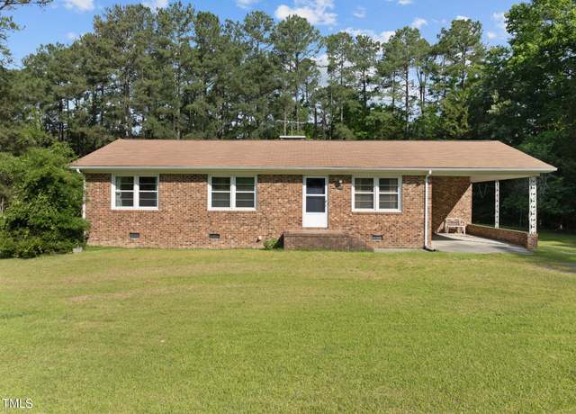 Property at 3721 Brightwood Ln, Durham, NC 27703, 3 beds, 1.5 baths