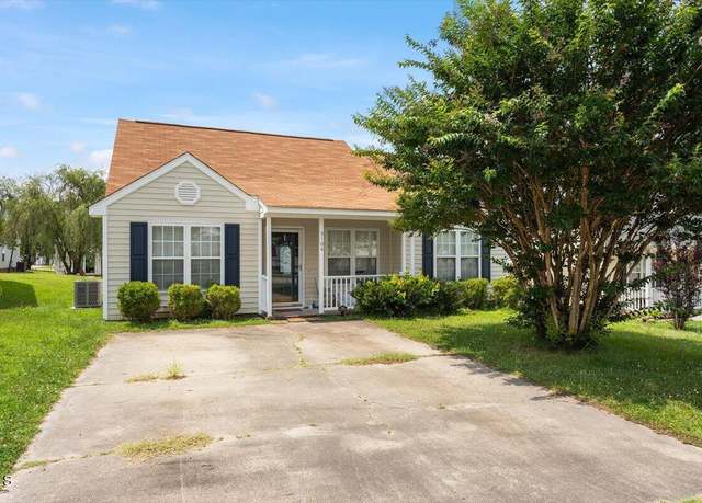 Property at 5104 Parkerwood Dr, Knightdale, NC 27545, 3 beds, 2 baths