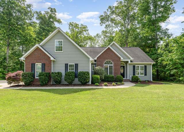 Property at 315 Copper Ridge Dr, Sanford, NC 27330, 3 beds, 2.5 baths