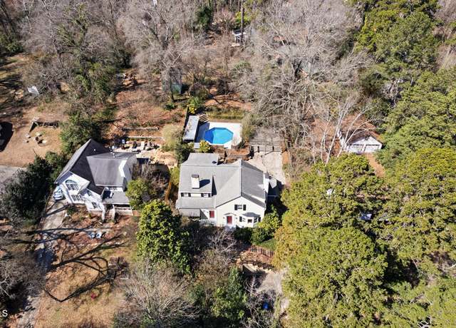 Property at 2610 University Dr, Durham, NC 27707, 5 beds, 2.5 baths