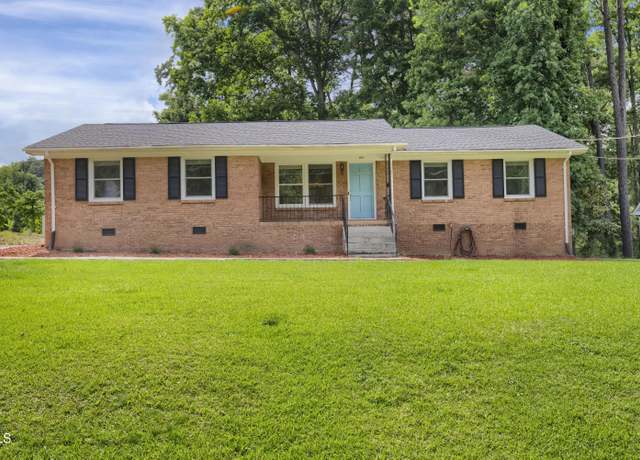 Property at 207 Mcleod Dr, Sanford, NC 27330, 3 beds, 2.5 baths