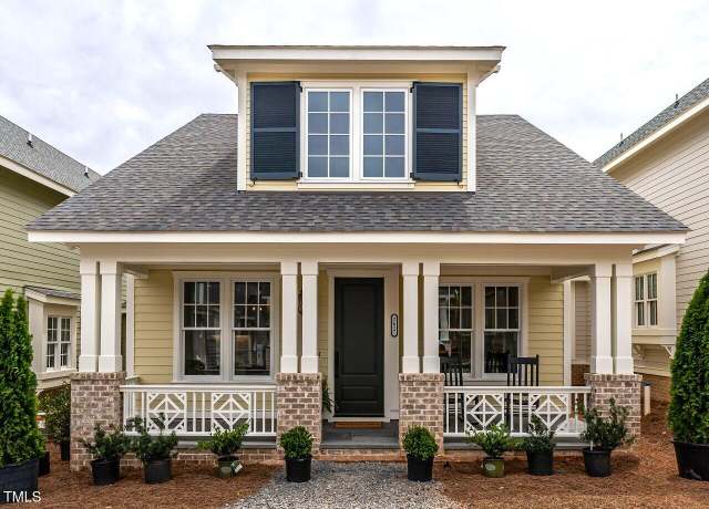 Property at 2652 Welham Aly, Raleigh, NC 27608, 3 beds, 2.5 baths