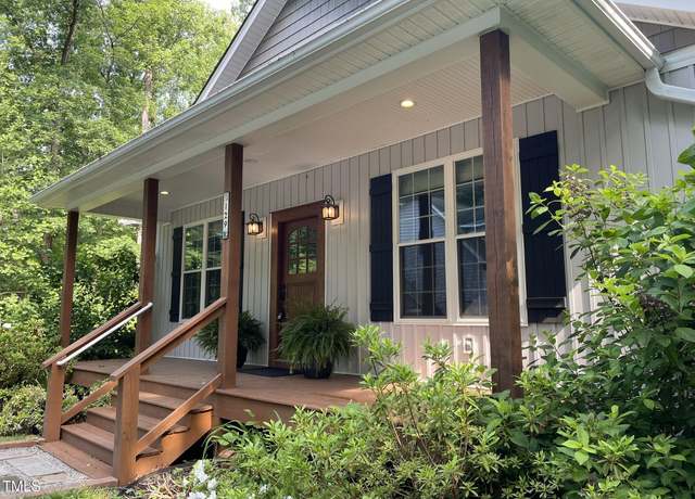 Property at 129 Forest Hill St, Clarksville, VA 23927, 2 beds, 2 baths