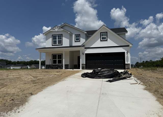 Property at 18 Tuskeegee Dr, Smithfield, NC 27577, 4 beds, 3 baths