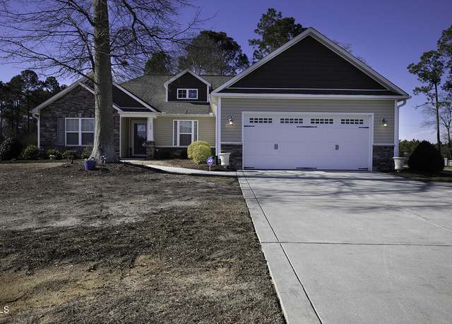 Property at 124 Quail Hollow Dr, Goldsboro, NC 27534, 3 beds, 2 baths