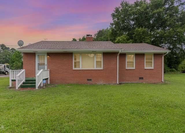 Property at 1209 Bobbitt Dr, Garner, NC 27529, 3 beds, 1 bath