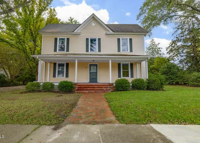Property at 230 Chavasse Ave, Henderson, NC 27536, 3 beds, 2 baths