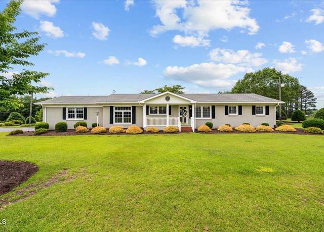 Property at 360 Country Way, Sanford, NC 27332, 3 beds, 1.5 baths