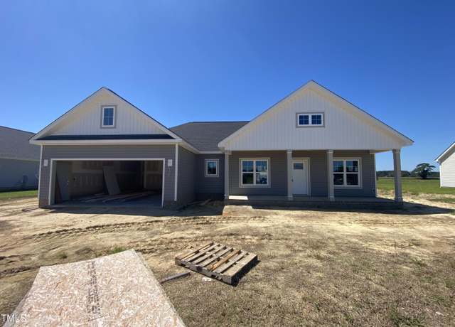 Property at 122 Ralph Dr, Pikeville, NC 27863, 3 beds, 9 baths