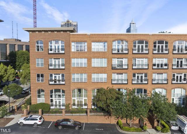 Property at 200 S Dawson St, Raleigh, NC 27601, 2 beds, 2.5 baths