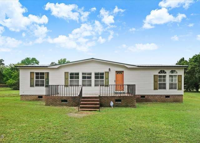 Property at 812 Ditchbank Rd, Goldsboro, NC 27534, 3 beds, 2 baths