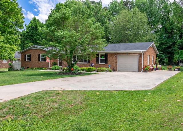 Property at 2824 Blanche Dr, Burlington, NC 27215, 3 beds, 2 baths