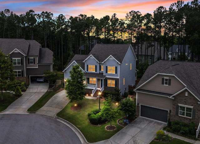 Property at 208 Cecelia Ct, Cary, NC 27519, 5 beds, 3.5 baths