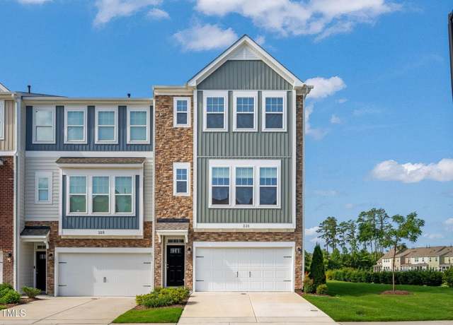 Property at 226 Marietta Way, Durham, NC 27703, 4 beds, 3.5 baths