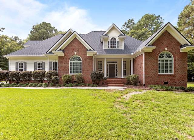 Property at 477 Westerman Pl, Smithfield, NC 27577, 3 beds, 3.5 baths