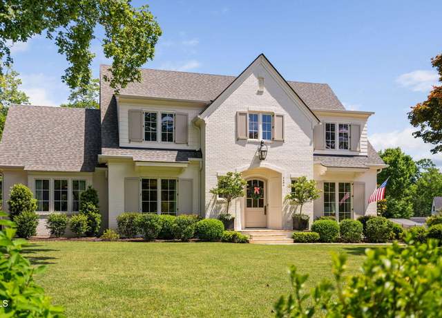 Property at 4404 Yadkin Dr, Raleigh, NC 27609, 5 beds, 5 baths
