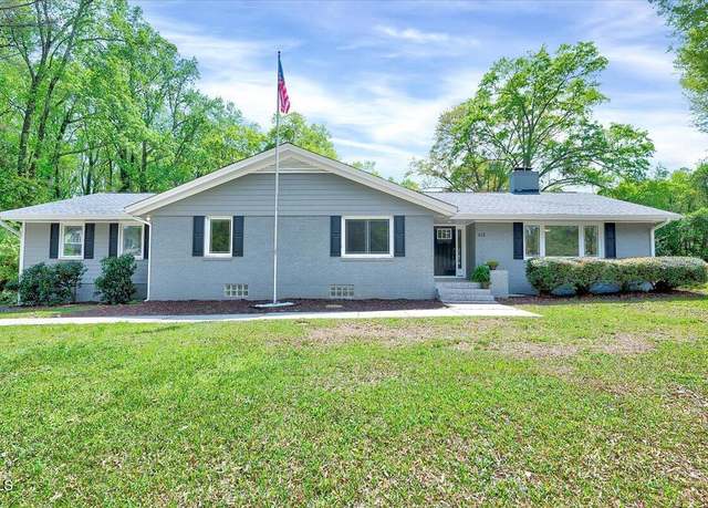 Property at 612 E Academy St, Fuquay Varina, NC 27526, 4 beds, 2 baths