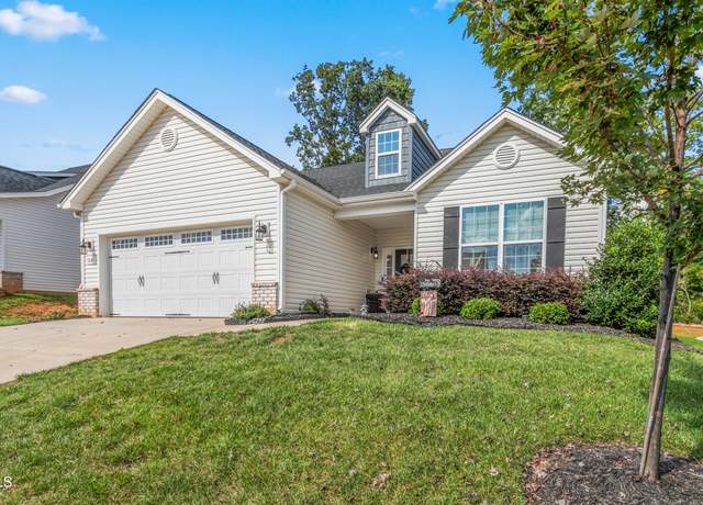 Property at 3248 Castlerock Dr, Burlington, NC 27215, 4 beds, 3 baths