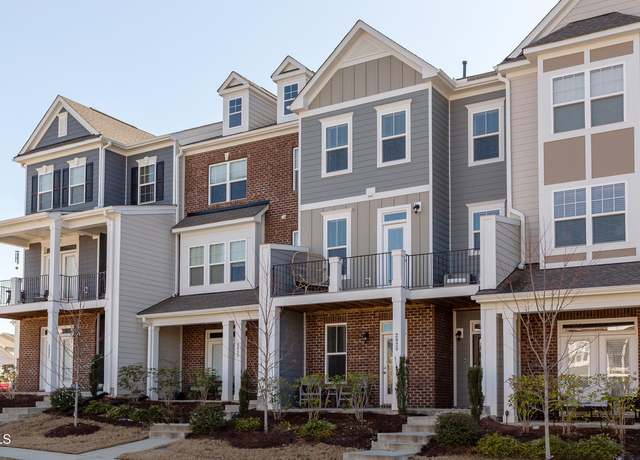 Property at 2929 Great Lawn Rd, Apex, NC 27502, 4 beds, 3.5 baths