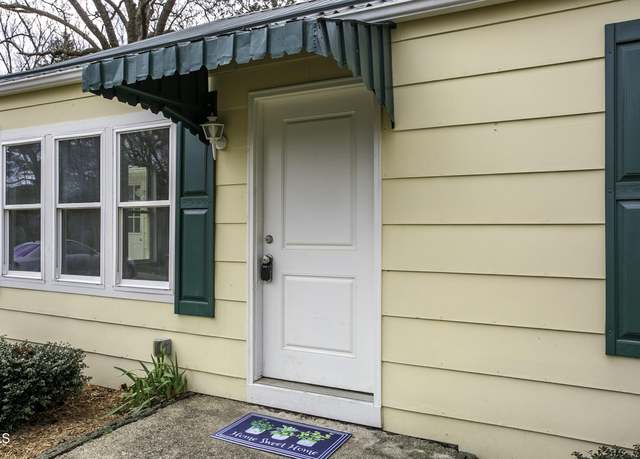 Property at 510 Short St W, Hillsborough, NC 27278, 2 beds, 1 bath