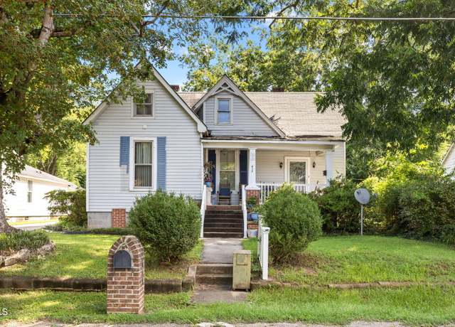 Property at 617 Raleigh St, Oxford, NC 27565, 3 beds, 2.5 baths