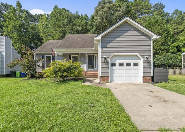 Property at 2717 Kempsford Pl, Raleigh, NC 27604, 3 beds, 2 baths