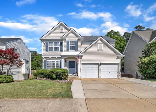 Property at 312 Grassy Point Rd, Apex, NC 27502, 4 beds, 2.5 baths