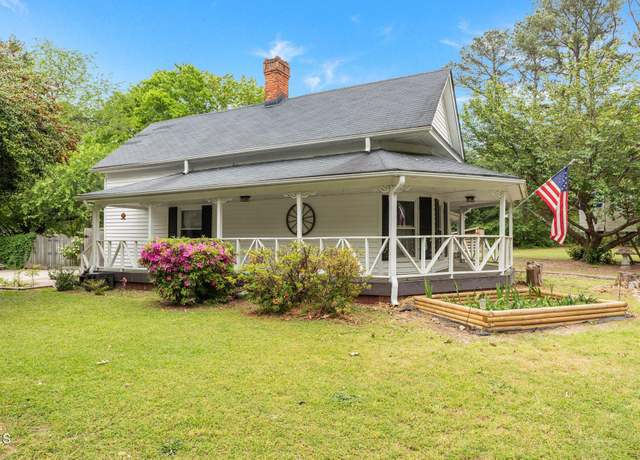 Property at 119 Johnson St, Broadway, NC 27505, 3 beds, 2 baths
