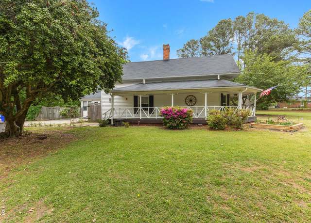 Property at 119 Johnson St, Broadway, NC 27505, 3 beds, 2 baths