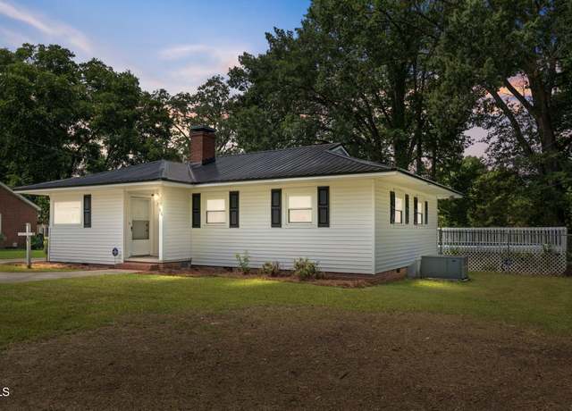 Property at 604 Hines Ave, Kinston, NC 28504, 3 beds, 1 bath