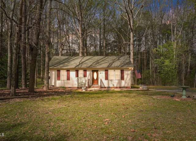 Property at 900 Cricket Knoll Rd, Fuquay Varina, NC 27526, 2 beds, 1 bath
