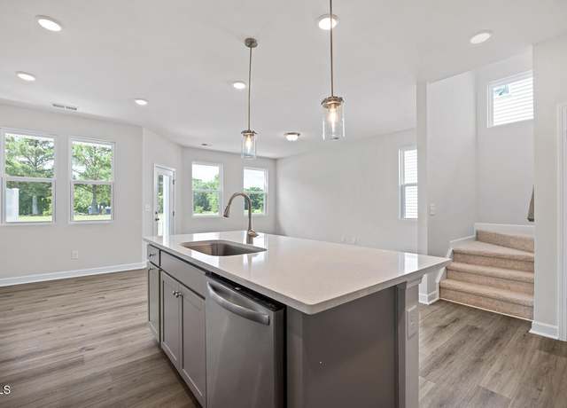 Property at 3916 Well Fleet Dr, Fuquay Varina, NC 27526, 3 beds, 2.5 baths