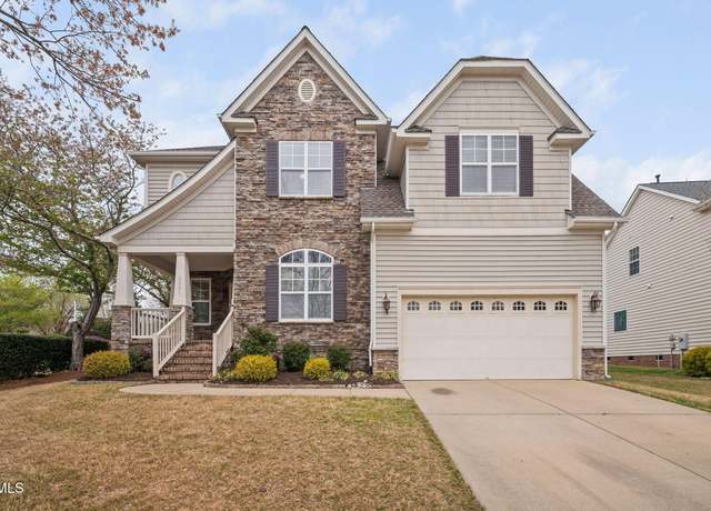 Property at 2001 Lilly Brook St, Fuquay Varina, NC 27526, 4 beds, 2.5 baths