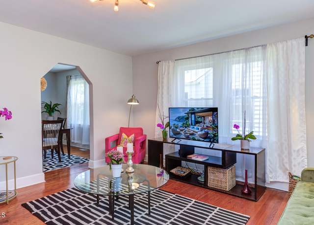 Property at 508 E Trinity Ave, Durham, NC 27701, 4 beds, 1.5 baths