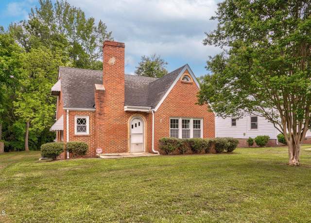 Property at 701 E Nash St, Spring Hope, NC 27882, 4 beds, 2 baths