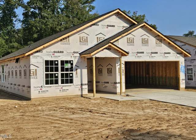Property at 11 Neuse Hollow Ct, Clayton, NC 27527, 3 beds, 2 baths