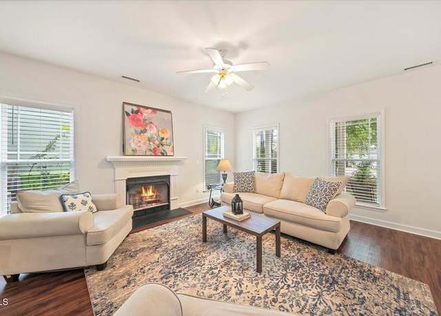 Property at 4070 Landover Ln, Raleigh, NC 27616, 3 beds, 2.5 baths