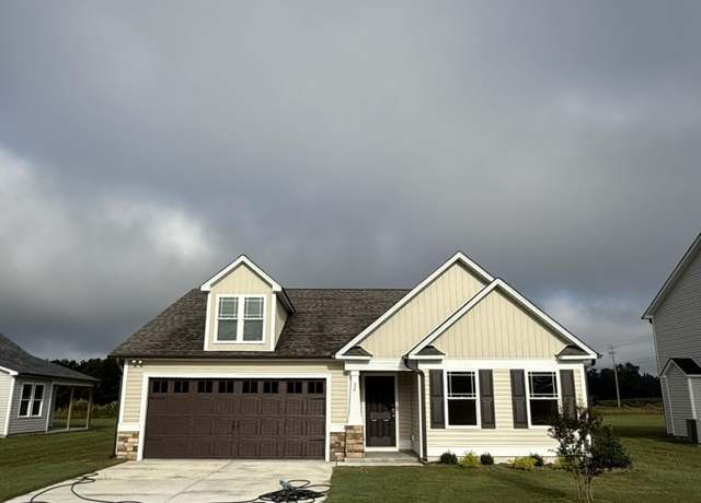 Property at 32 Scotties Ridge Dr, Princeton, NC 27569, 3 beds, 2 baths