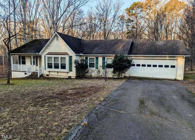 Property at 36 Eagle Perch Ct, Clarksville, VA 23927, 3 beds, 2 baths