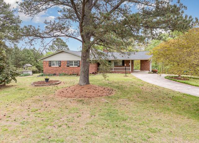 Property at 1750 Spring Valley Lake Rd, Henderson, NC 27537, 3 beds, 3 baths