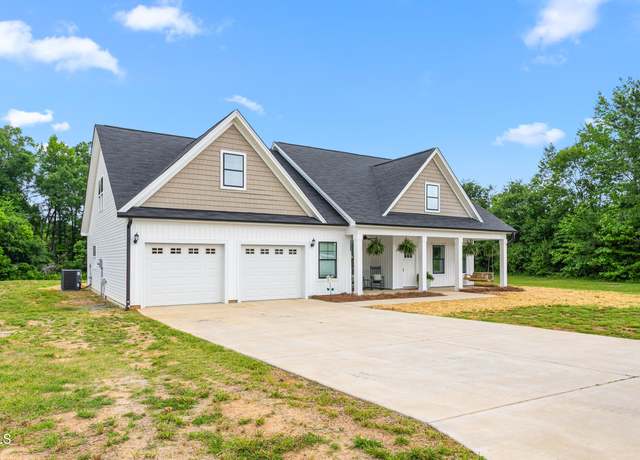 Property at 1711 Memory Ln, Burlington, NC 27217, 3 beds, 2 baths