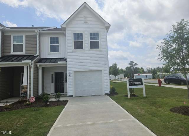 Property at 12 Lavender Ln, Clayton, NC 27520, 3 beds, 2.5 baths