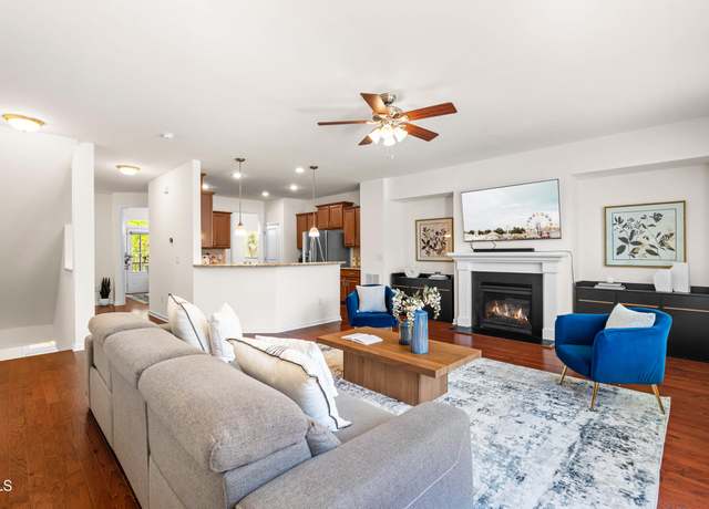 Property at 4963 Highcroft Dr, Cary, NC 27519, 3 beds, 3.5 baths