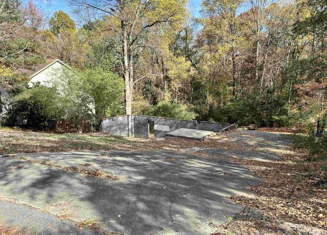 Property at 6946 Melbourne Dr, Fayetteville, NC 28314