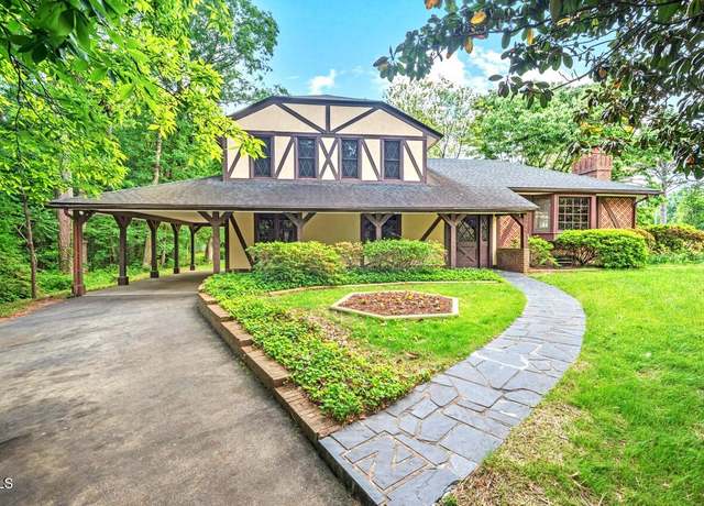 Property at 502 Hiddenbrook Dr, Durham, NC 27703, 5 beds, 2.5 baths