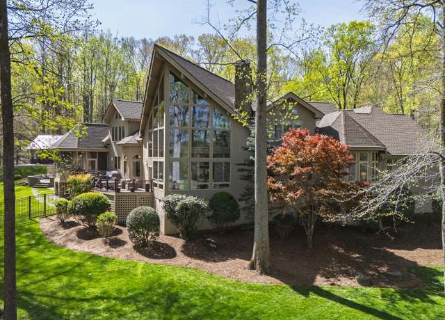 Property at 301 Stone Currie Dr, Hillsborough, NC 27278, 5 beds, 5 baths